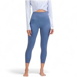 Lululemon Align Scalloped Hem High-
Rise Crop 23" in Water Drop {Size 4}